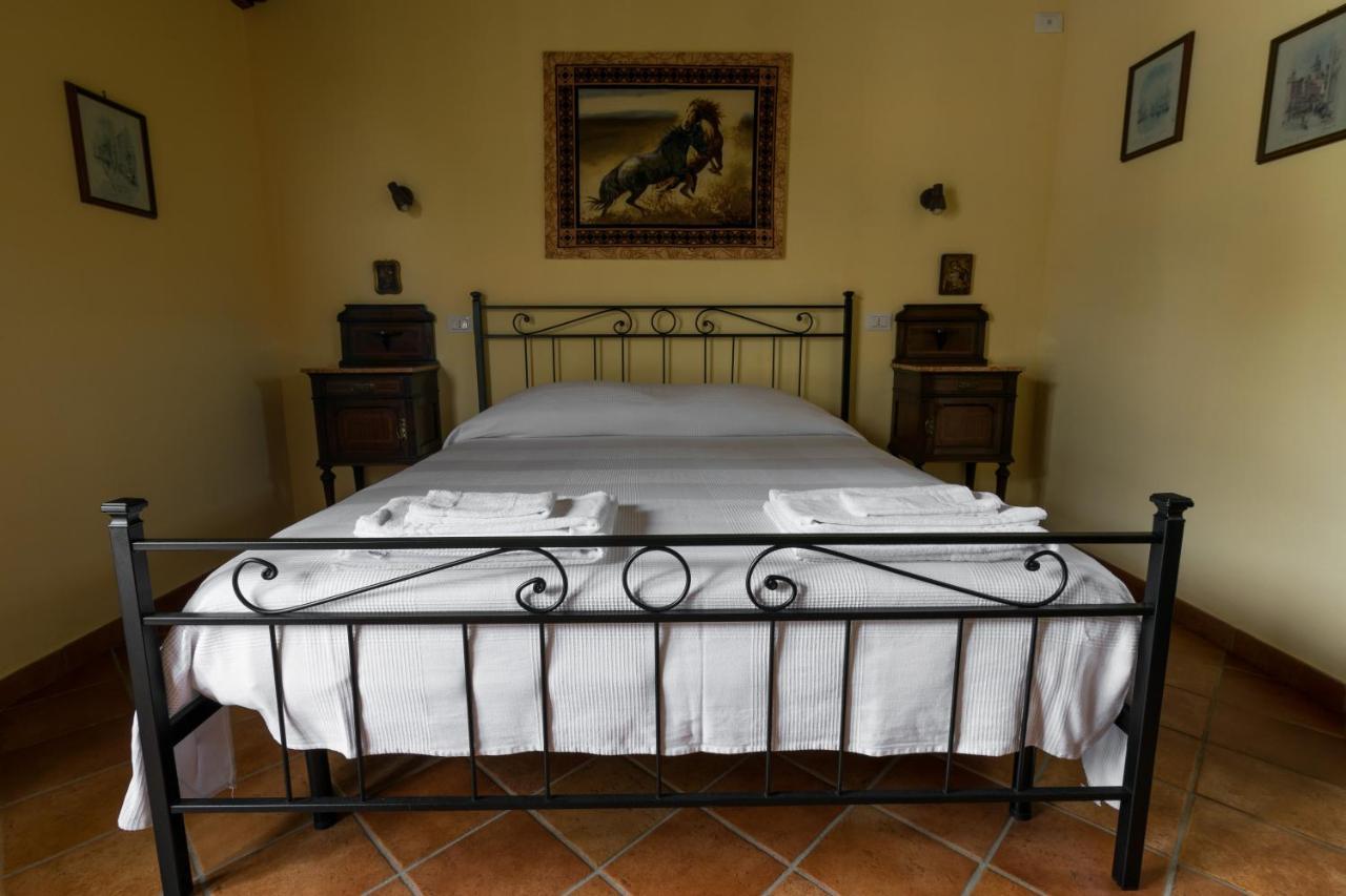 Agriturismo Il Poggio Ветралла Экстерьер фото