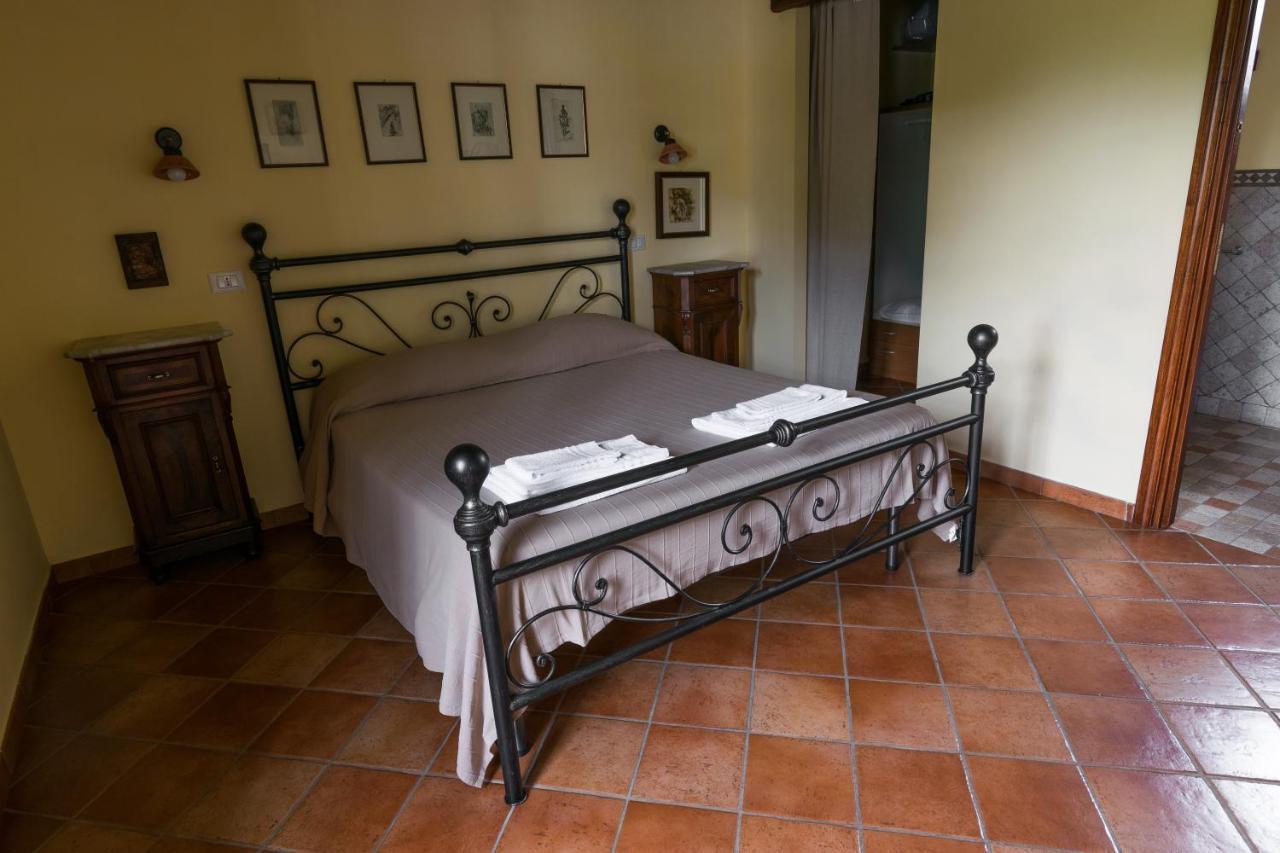 Agriturismo Il Poggio Ветралла Экстерьер фото